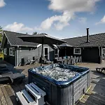 Bv300-blavand-staehrsvej-3 * Blåvand